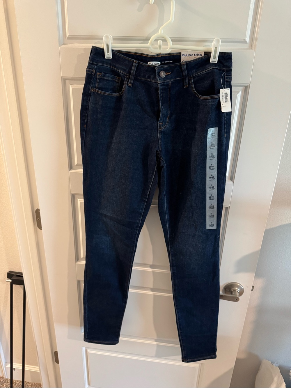 Old Navy Women’s Dark Blue Skinny Jeans